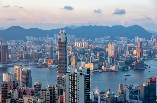 2013年 香港公司成立